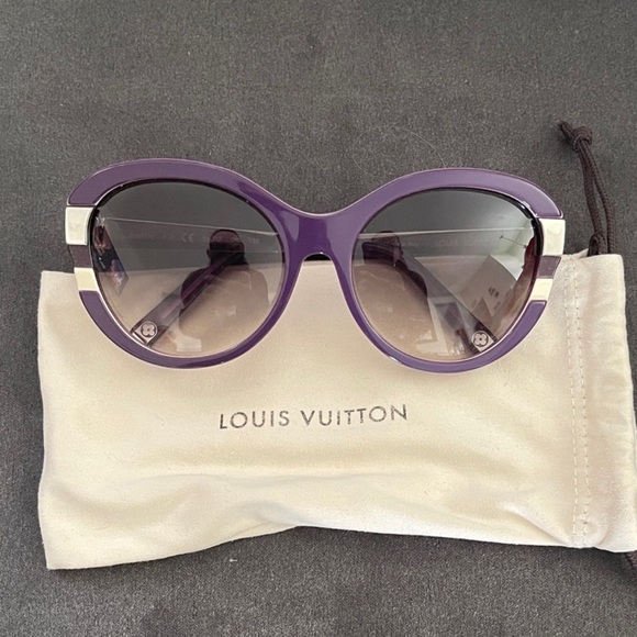 Louis Vuitton Violet Sunglasses - Picture 1 of 7
